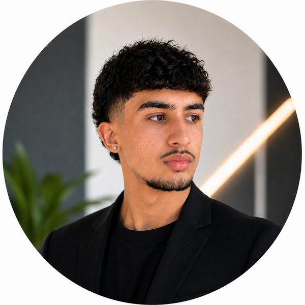 Timéo PERROT · Community Manager Freelance